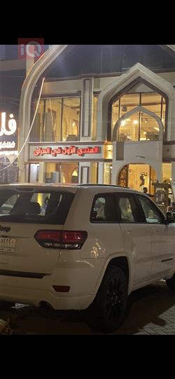 جیپ گراند شیرۆکی